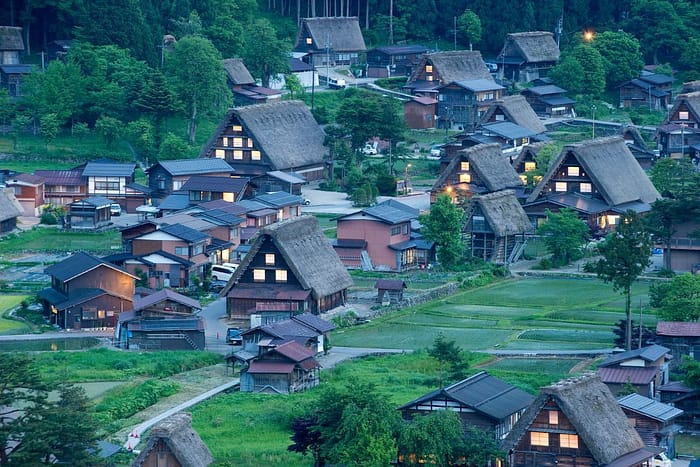 Shirakawa Go